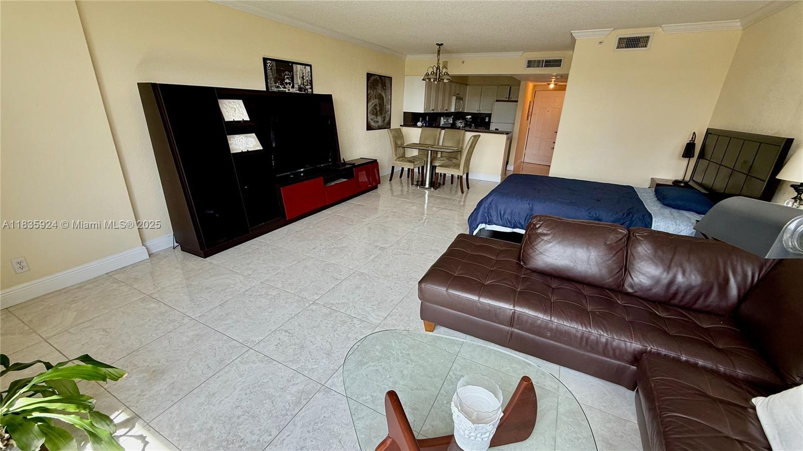2501 S Ocean Dr # 427, Hollywood FL 33019 photo 4