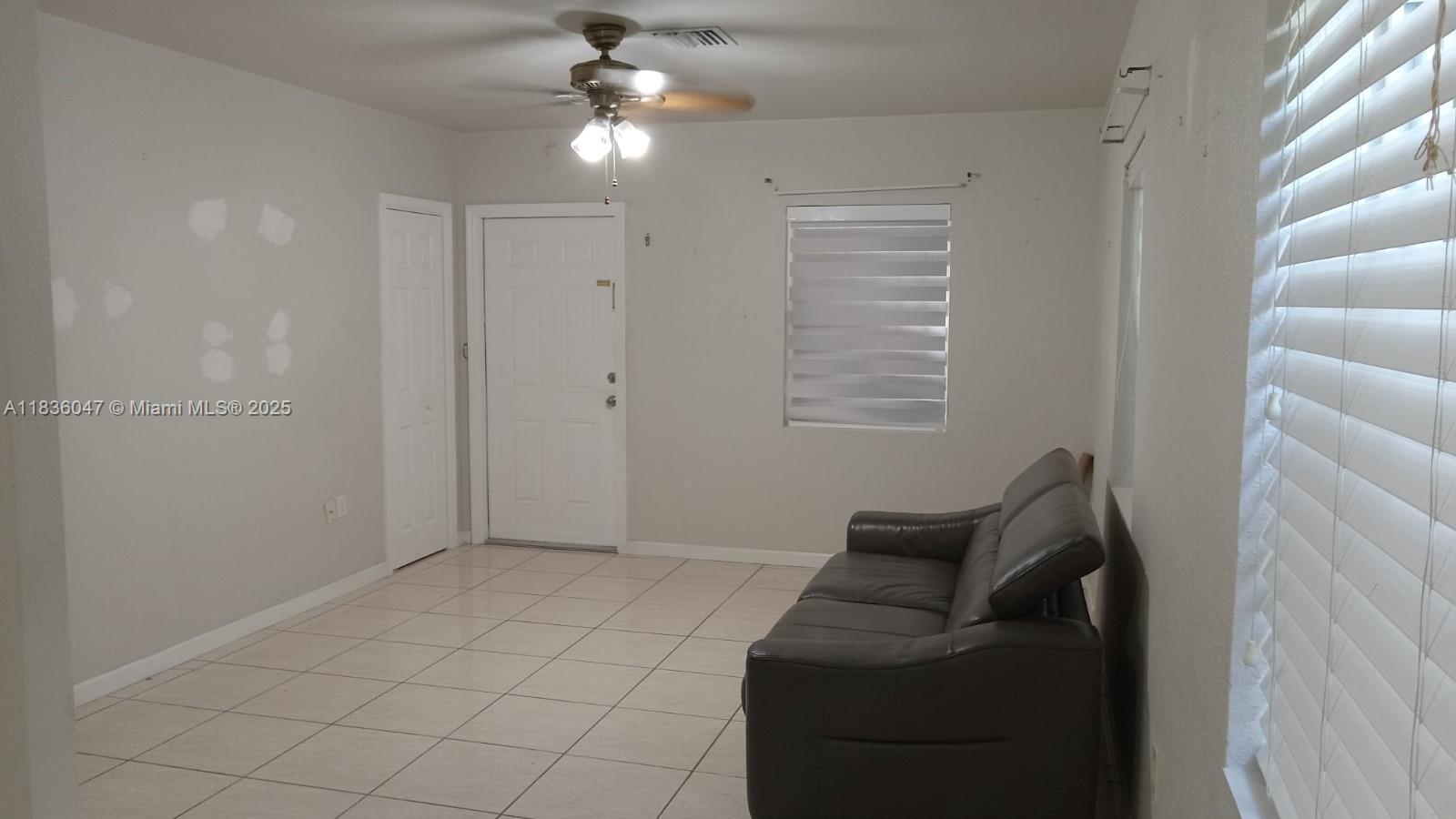 2951 NW 151st Ter, Miami Gardens FL 33054 photo 3