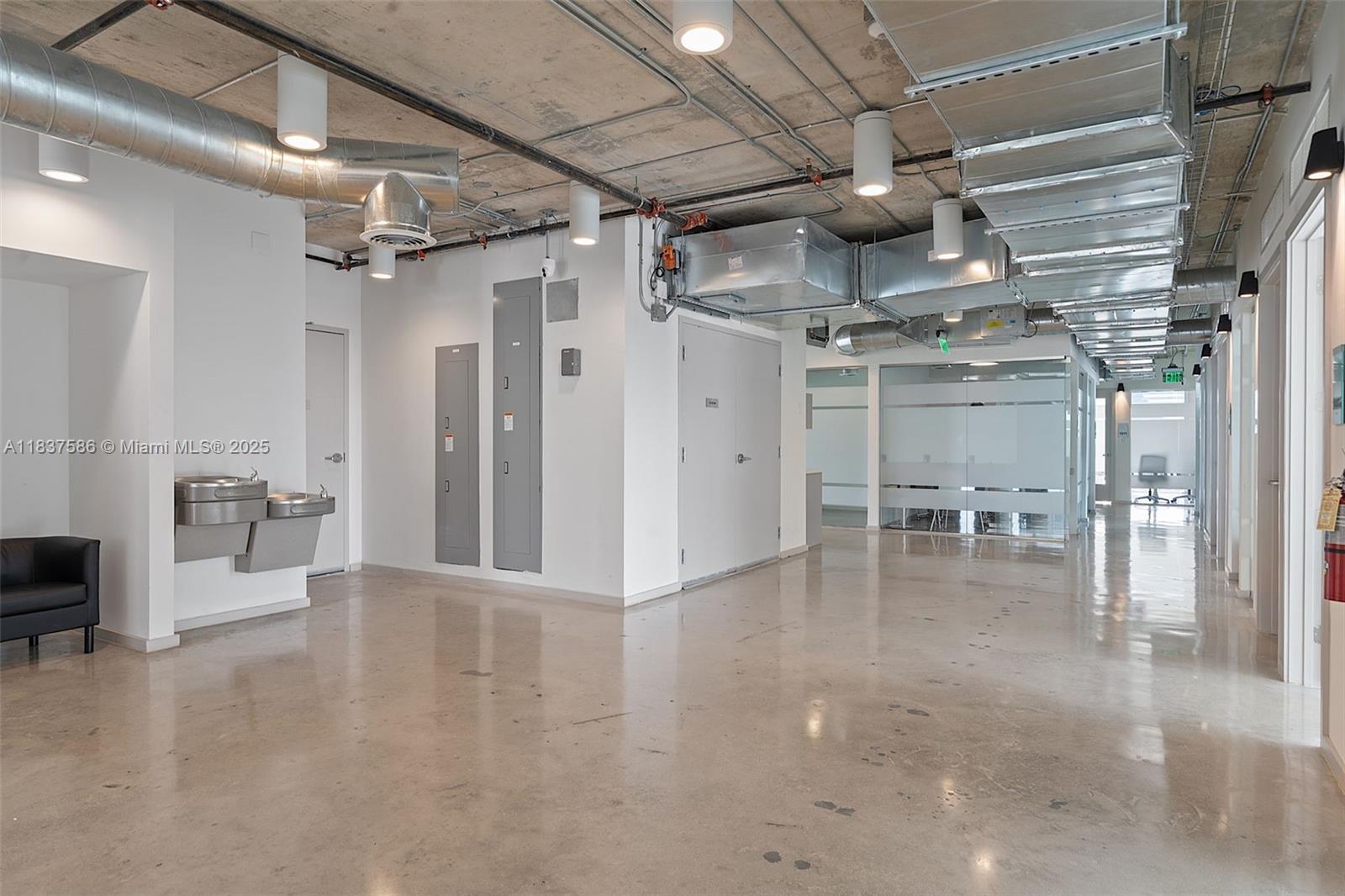 420 SW 7th St # 1019, Miami FL 33130 photo 2