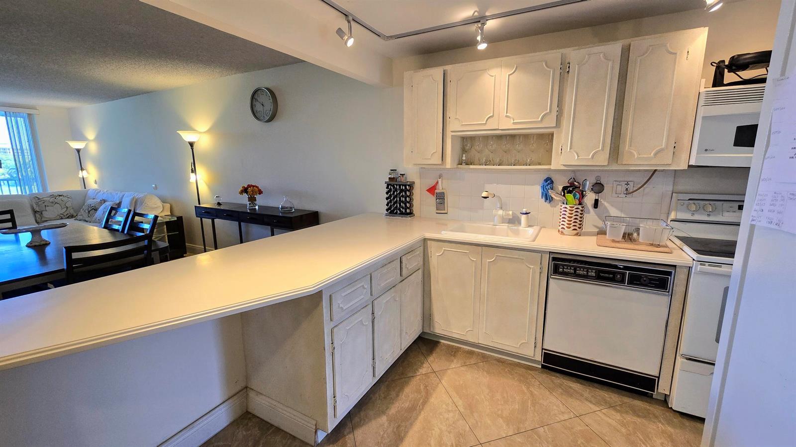 3100 N Course Lane # 410, Pompano Beach FL 33069 photo 2