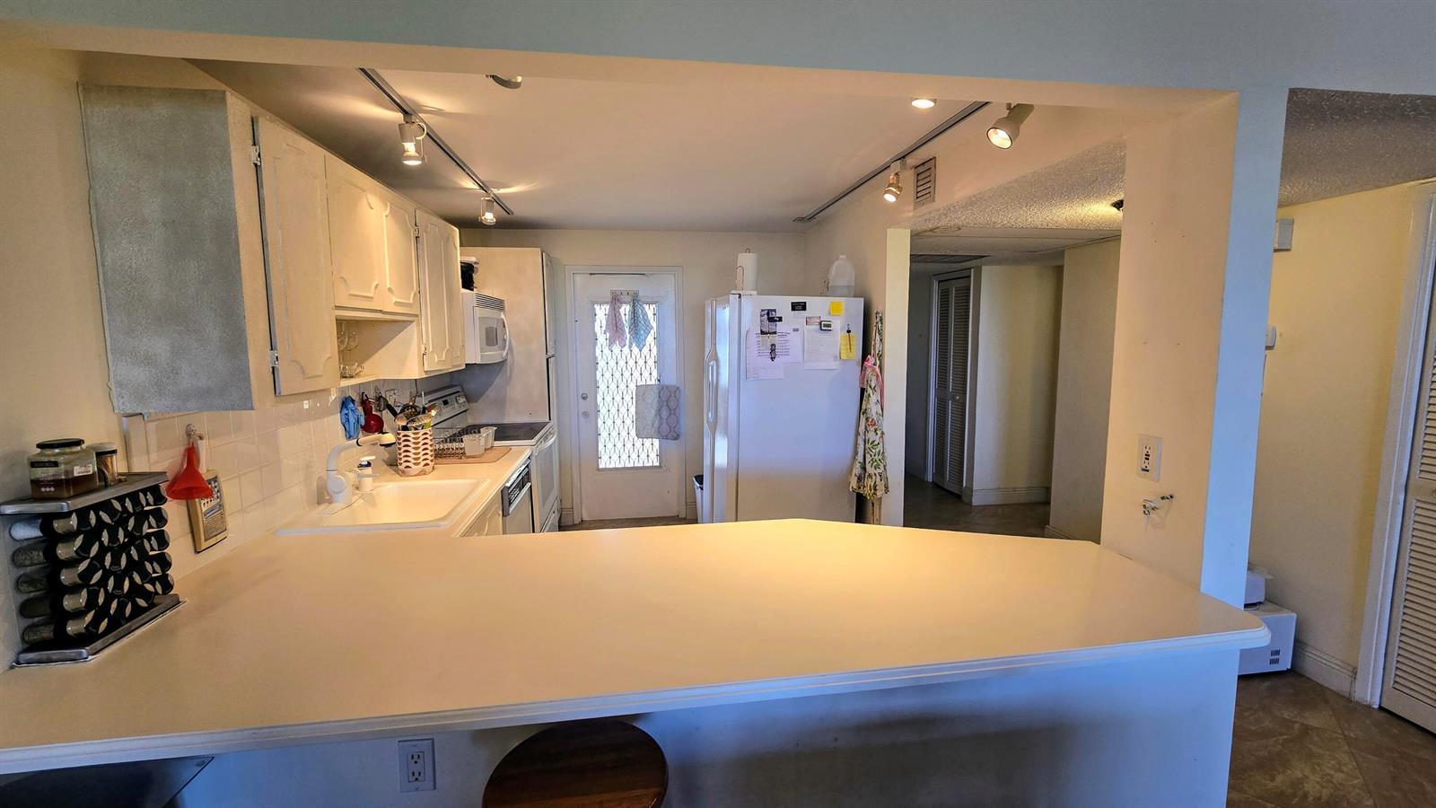 3100 N Course Lane # 410, Pompano Beach FL 33069