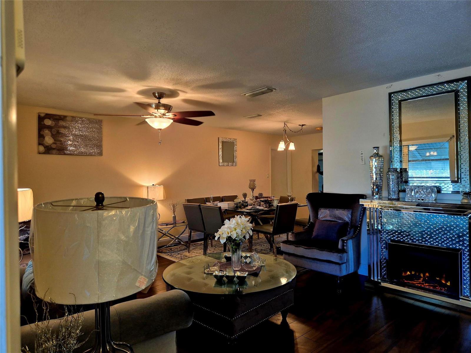 1390 NW 70th Lane, Margate FL 33063 photo 3
