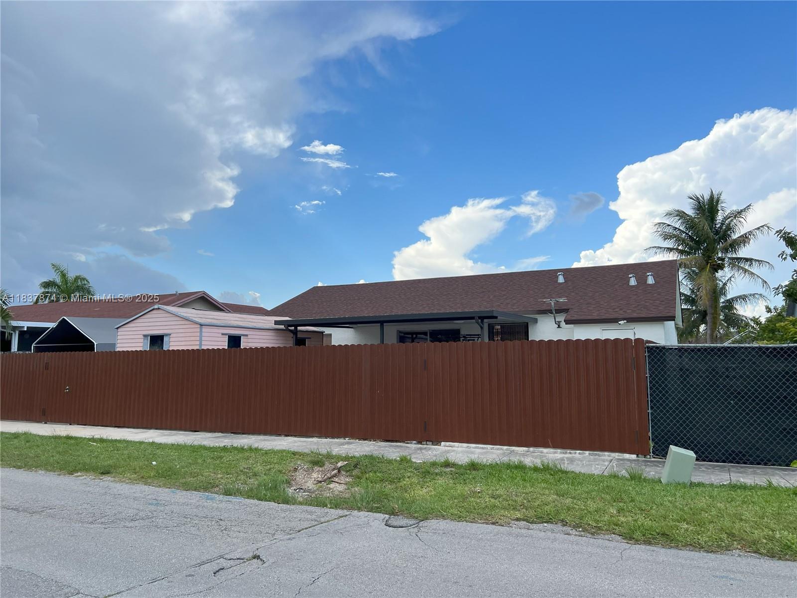 12554 SW 211th Ter, Miami FL 33177 photo 4