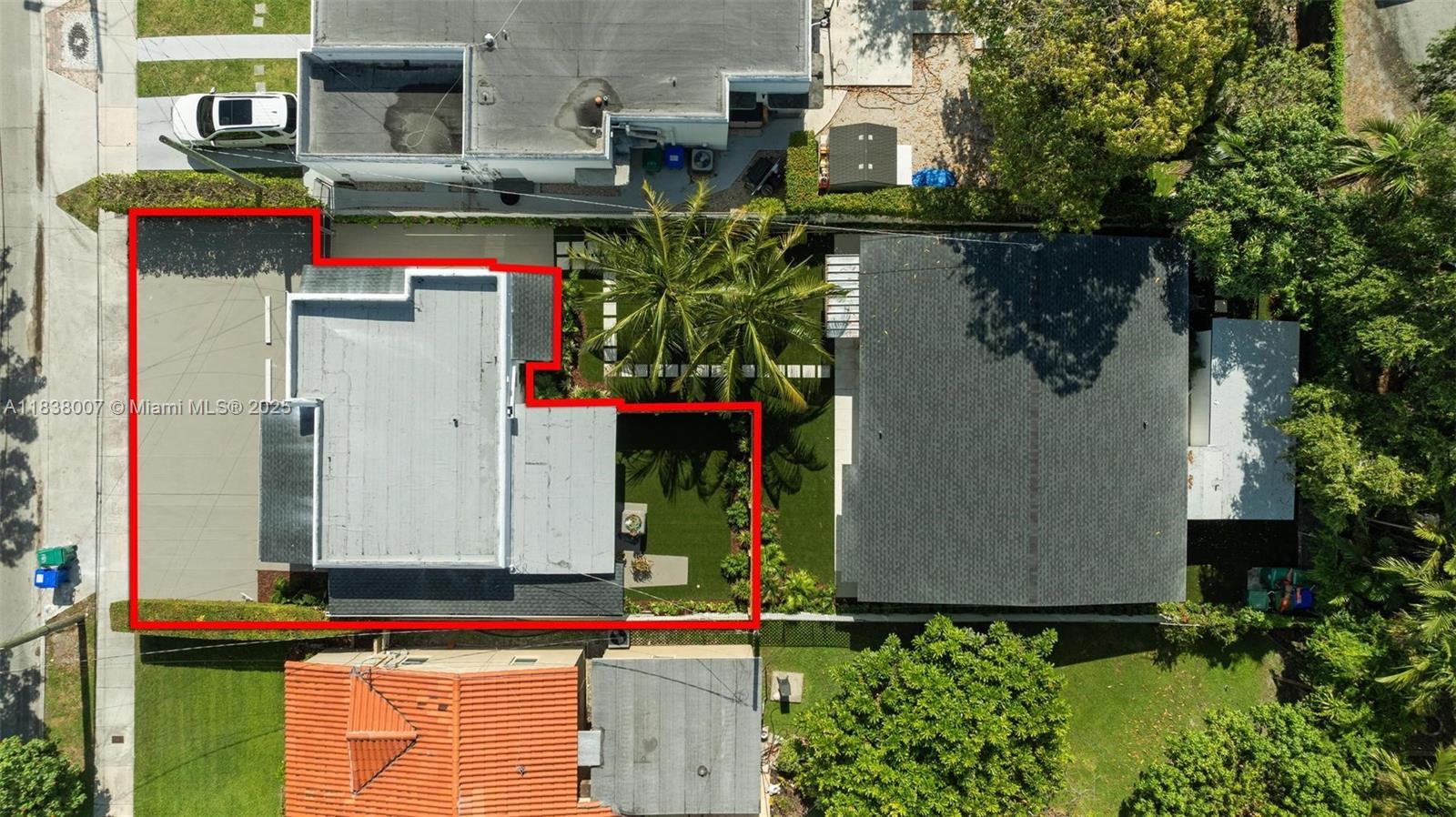 2440 SW 3rd St, Miami FL 33135 photo 5