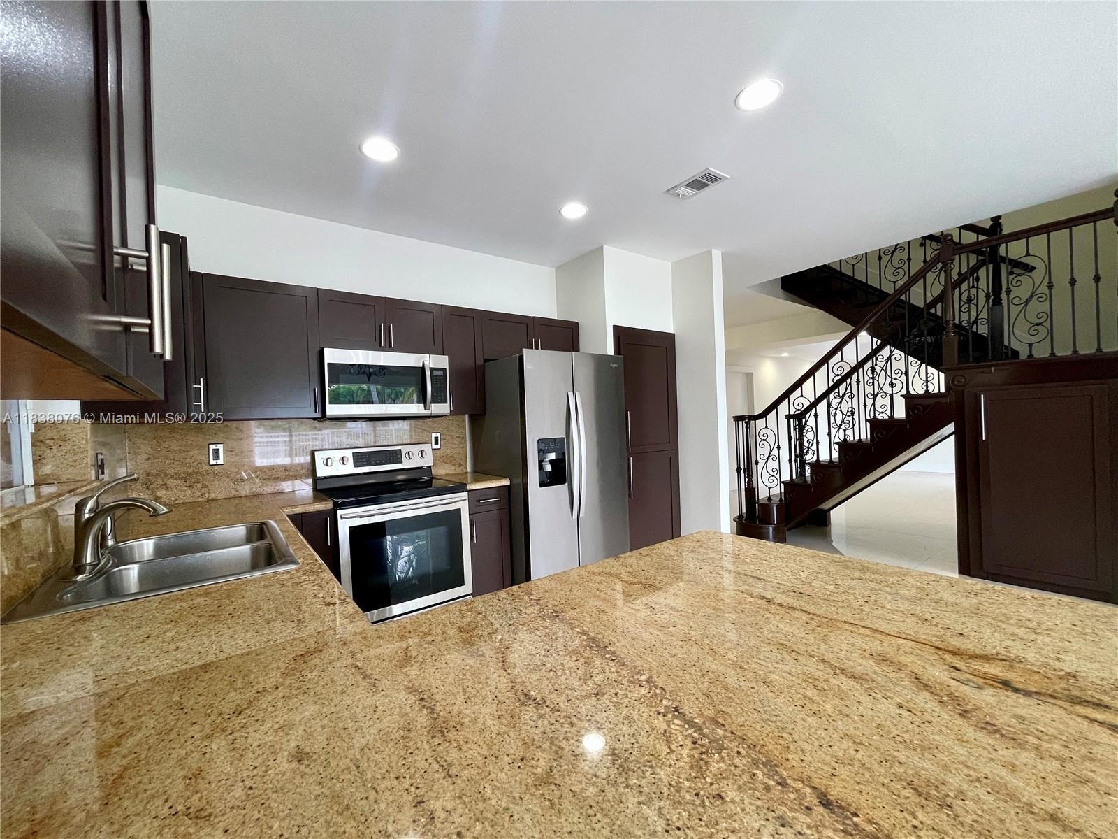 12716 SW 136 TE, Miami FL 33186 photo 5