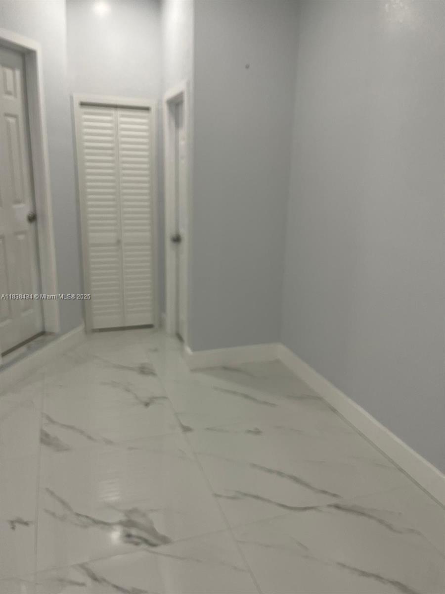 Miami, FL 33170 photo 3