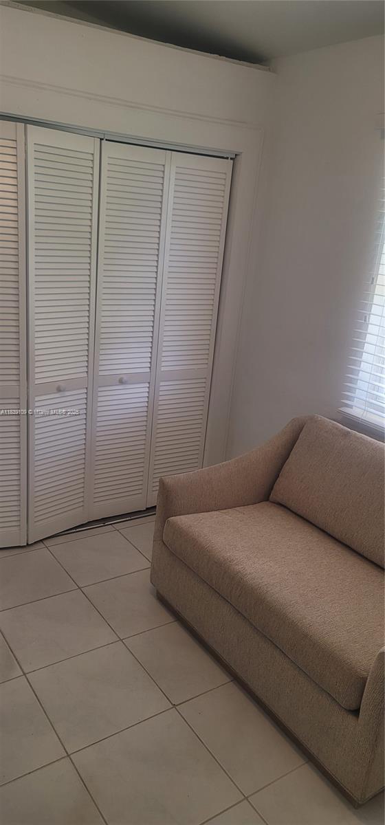 4550 SW 39th St # B, West Park FL 33023 photo 2