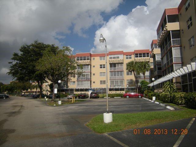 410 NW 68th Avenue # 301, Plantation FL 33317 photo 2