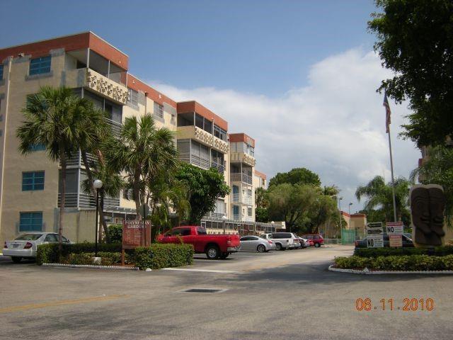 410 NW 68th Avenue # 301, Plantation FL 33317