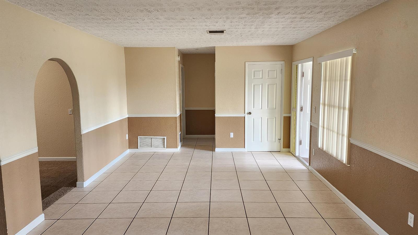 342 NE Surrey Street, Port St. Lucie FL 34983 photo 5