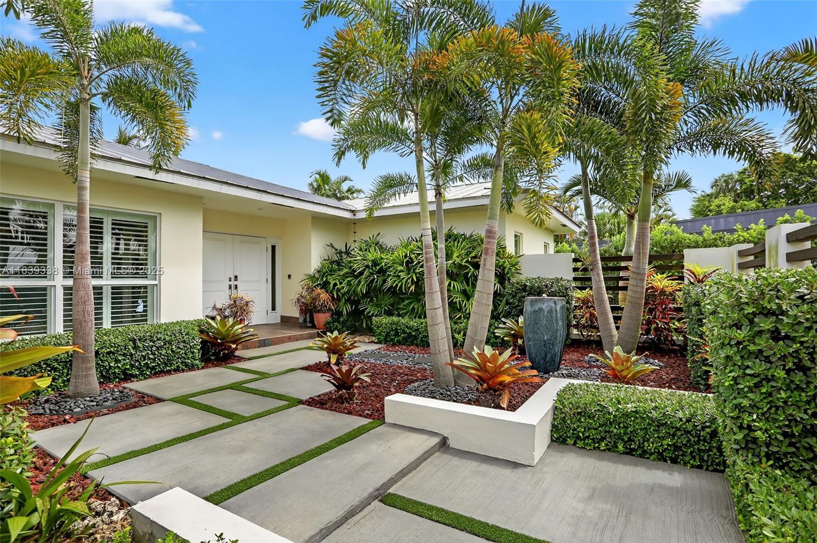 4907 Holly Dr, Tamarac FL 33319 photo 3
