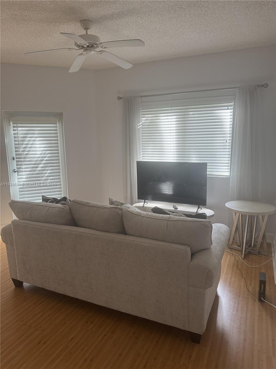 6001 SW 70th St # 304, South Miami FL 33143 photo 3
