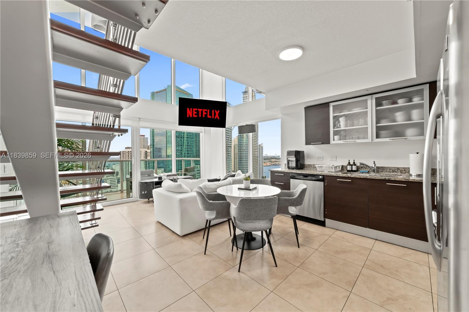 41 SE 5th St # 1901, Miami FL 33131 photo 3