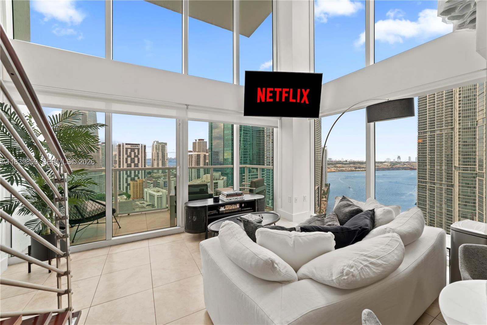 41 SE 5th St # 1901, Miami FL 33131