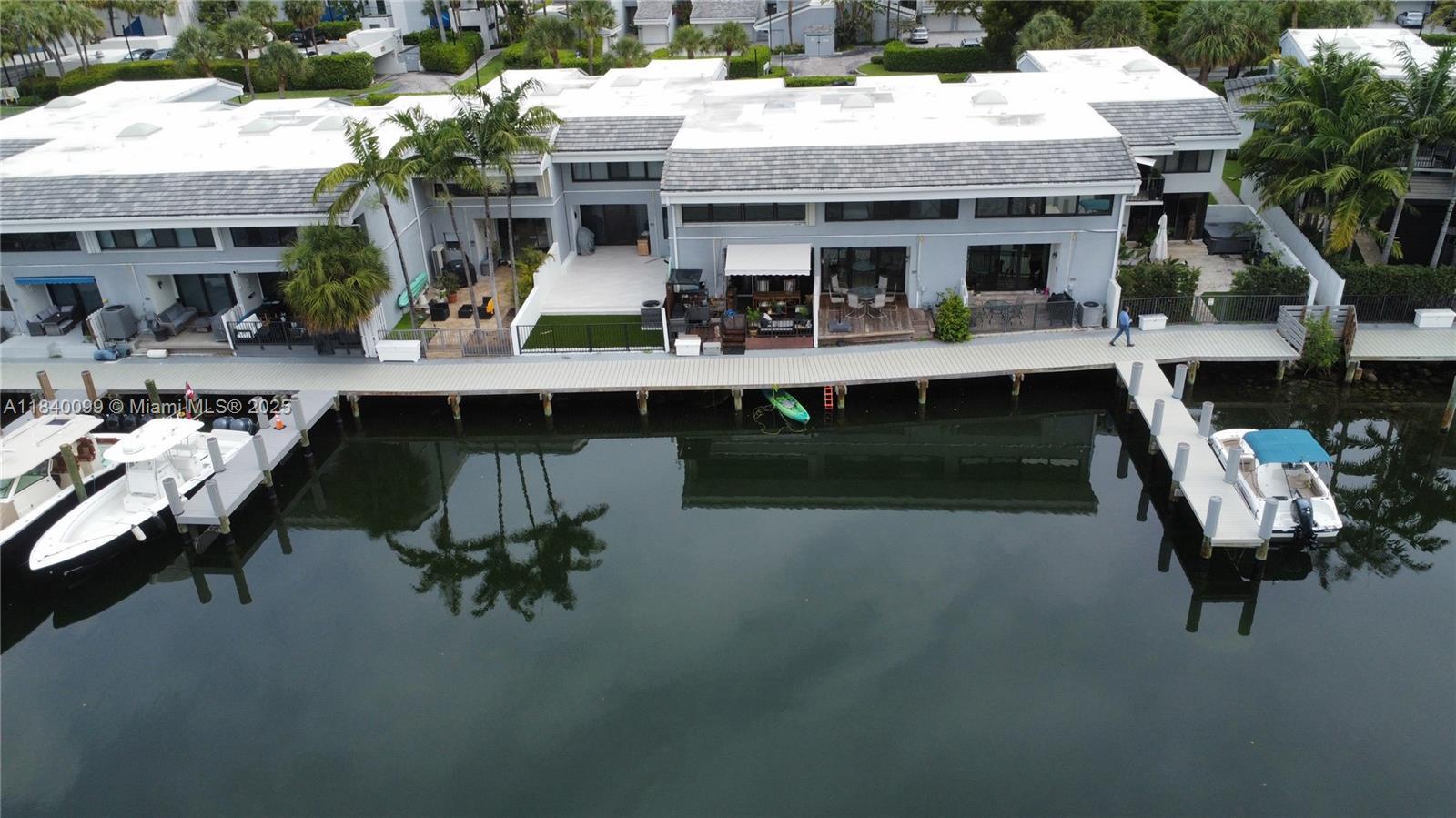 324 Poinciana Dr # 906, Sunny Isles Beach FL 33160 photo 2
