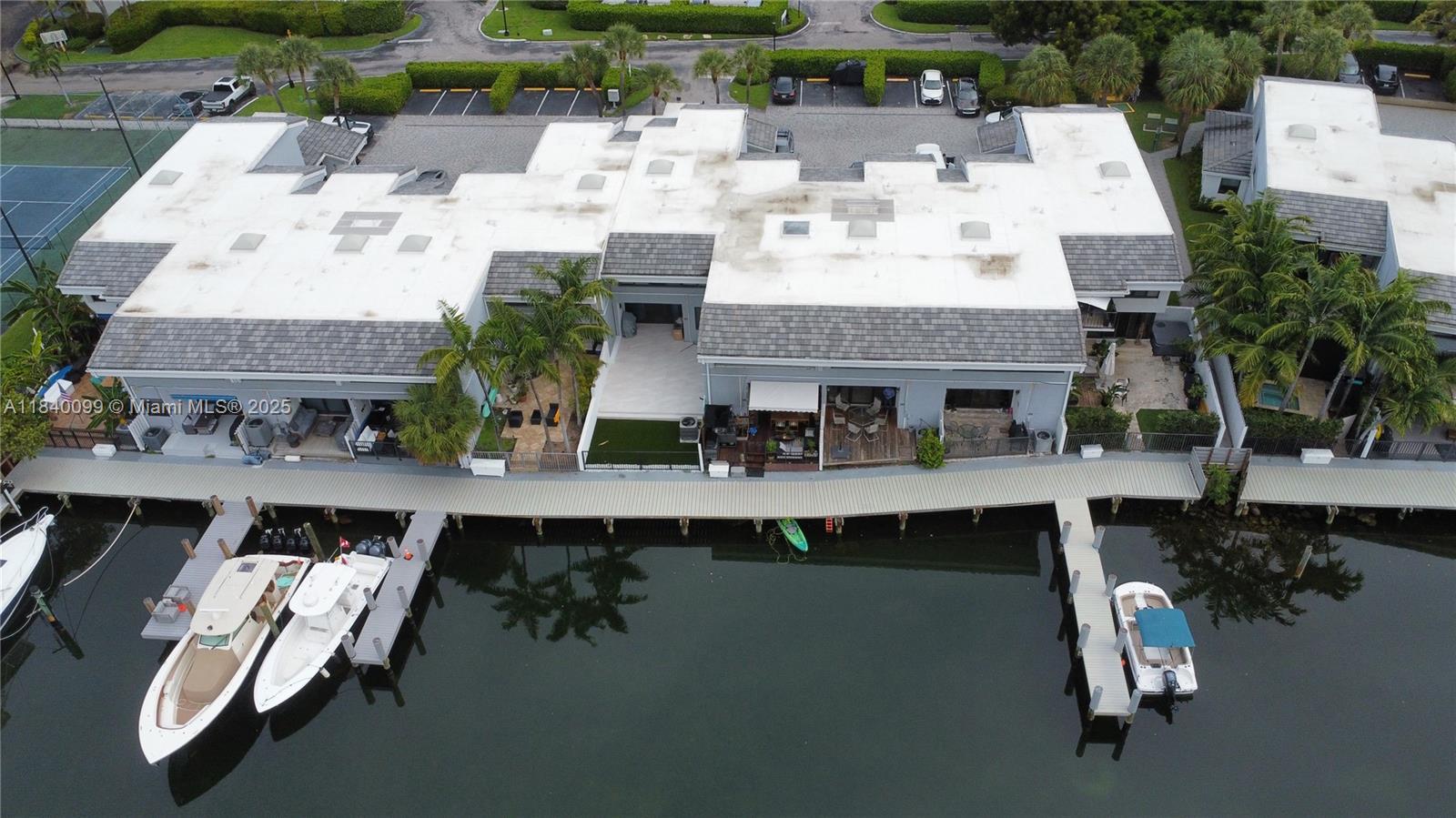 324 Poinciana Dr # 906, Sunny Isles Beach FL 33160 photo 4