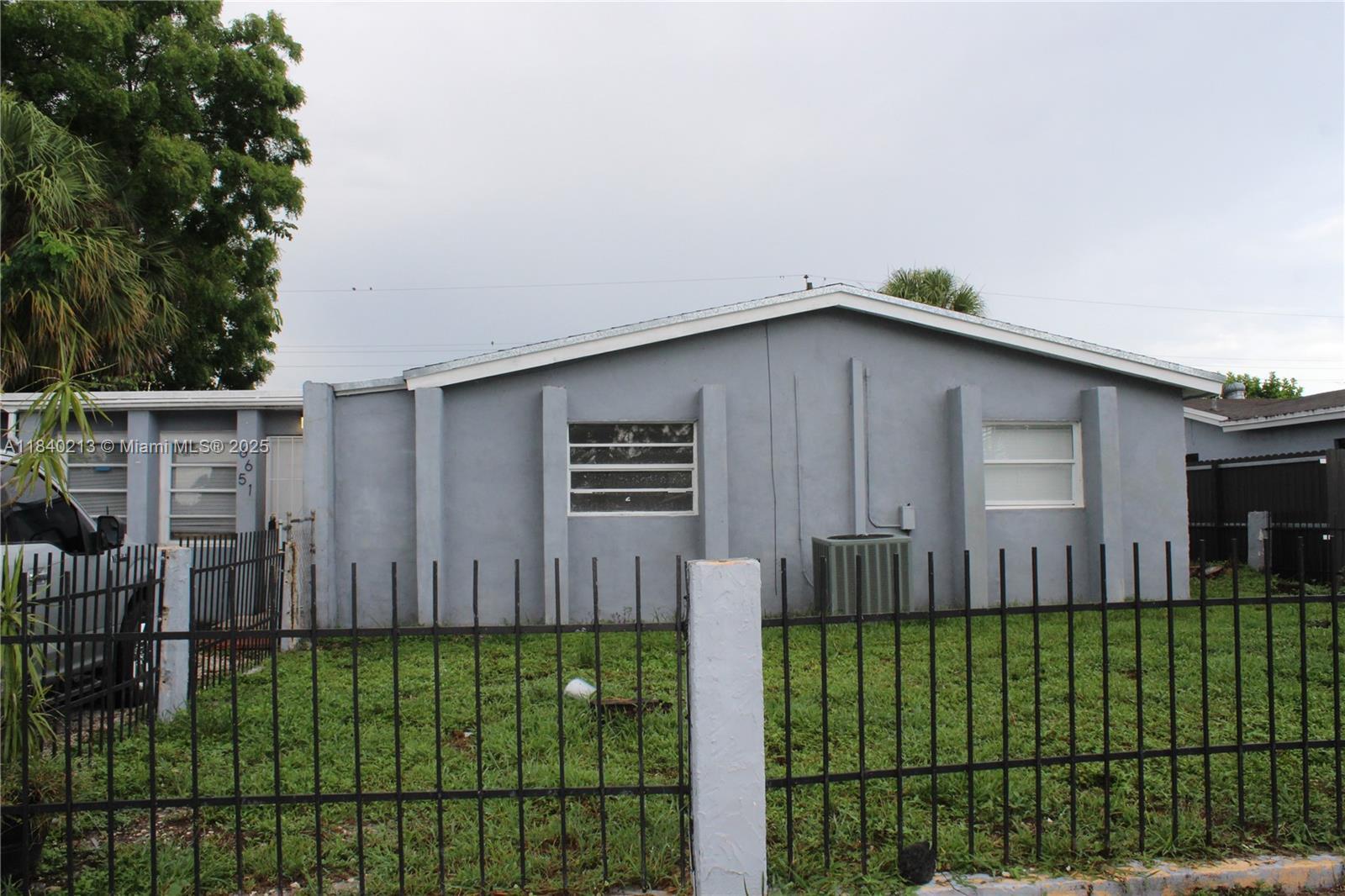 Hollywood, FL 33024 photo 3