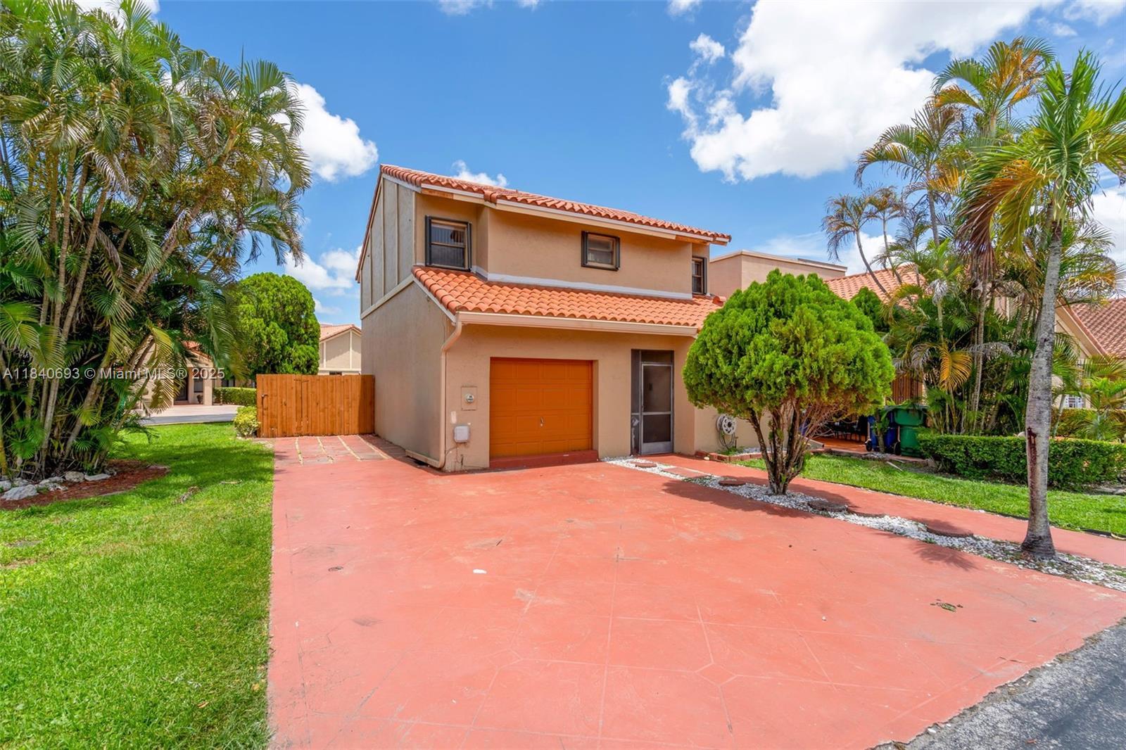 19631 Cypress Ct, Hialeah FL 33015 photo 2