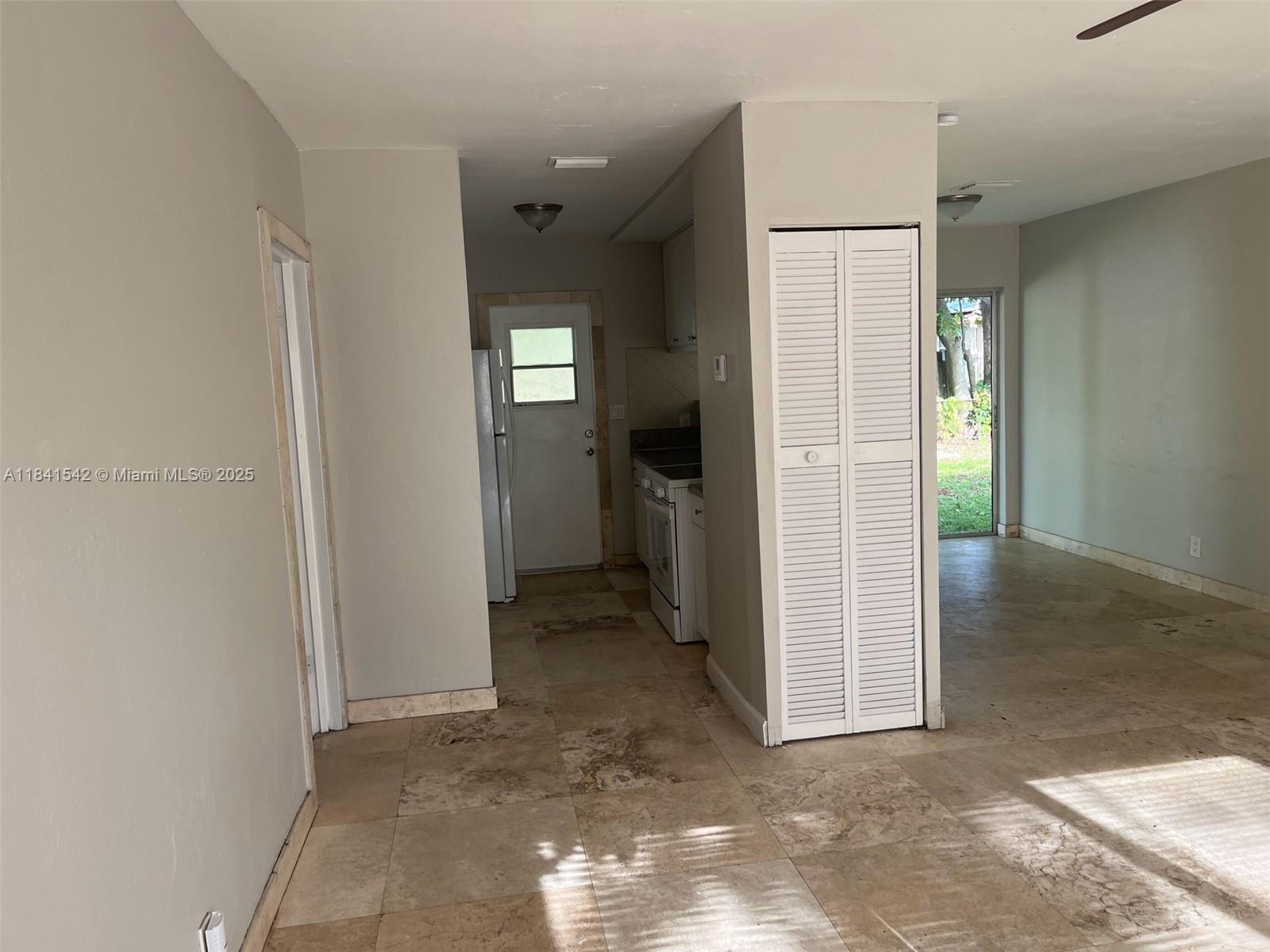 1450 N 64th Ave, Hollywood FL 33024 photo 4