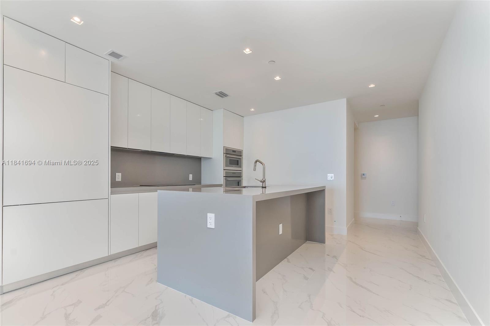 700 NE 24 ST # 5005, Miami FL 33137 photo 4