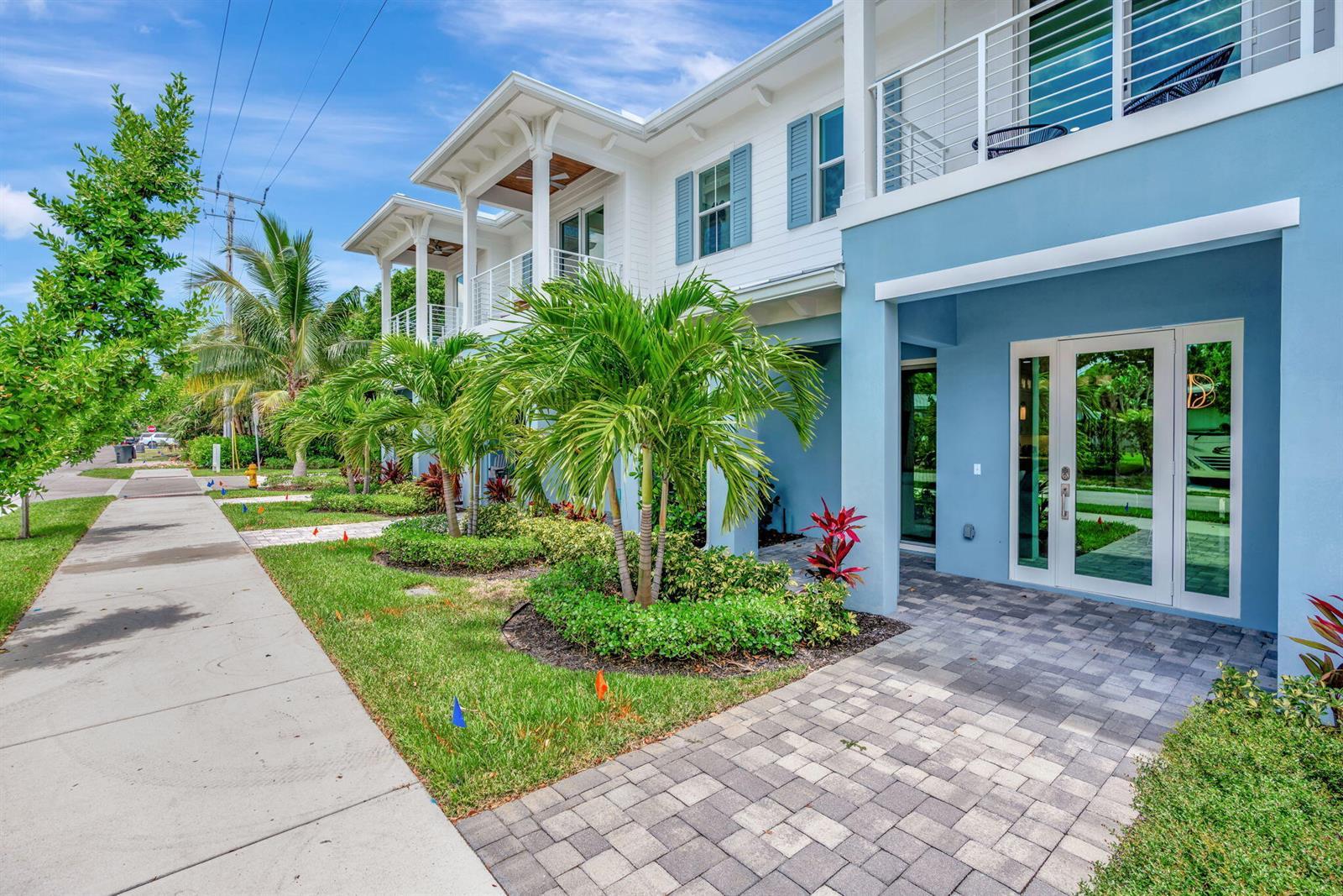 4695 SE Manatee Way, Stuart FL 34997 photo 2