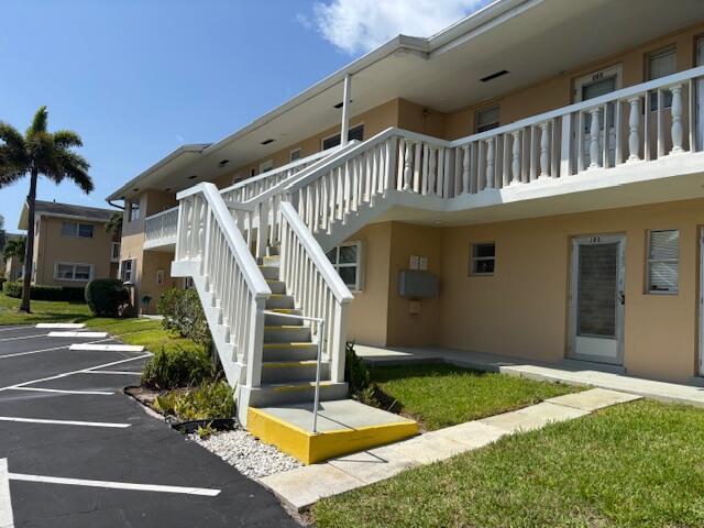 2161 NE 1st Court # 202, Boynton Beach FL 33435 photo 2