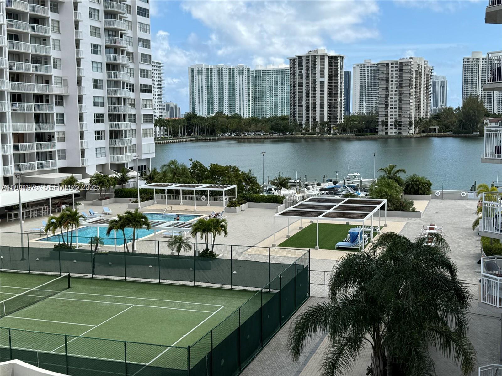 18031 Biscayne Blvd # 502, Aventura FL 33160 photo 3