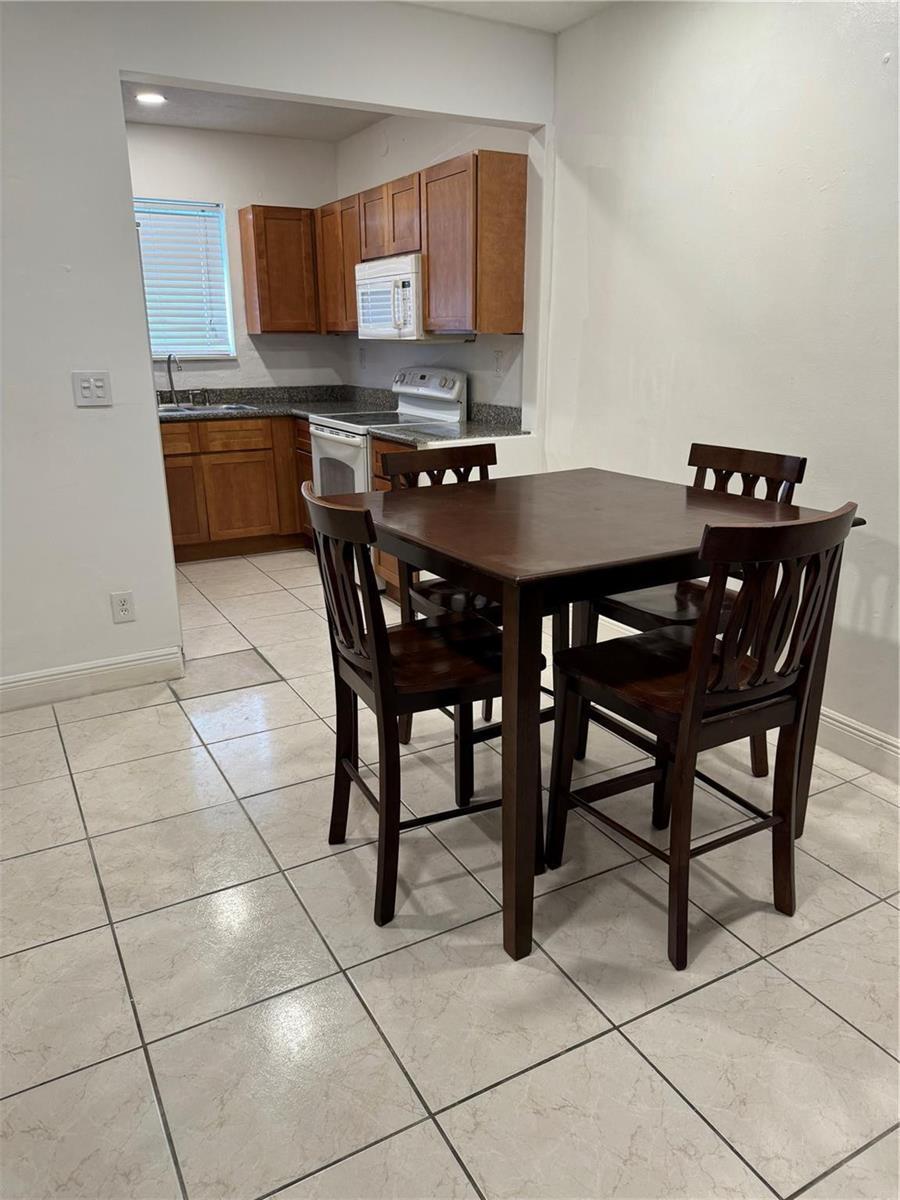 2452 Taylor Street # 204, Hollywood FL 33020 photo 4