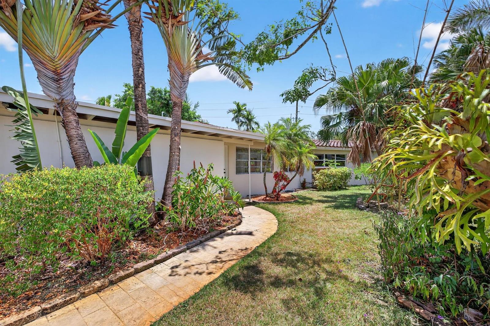 2924 NW 8th Avenue, Wilton Manors FL 33311 photo 2
