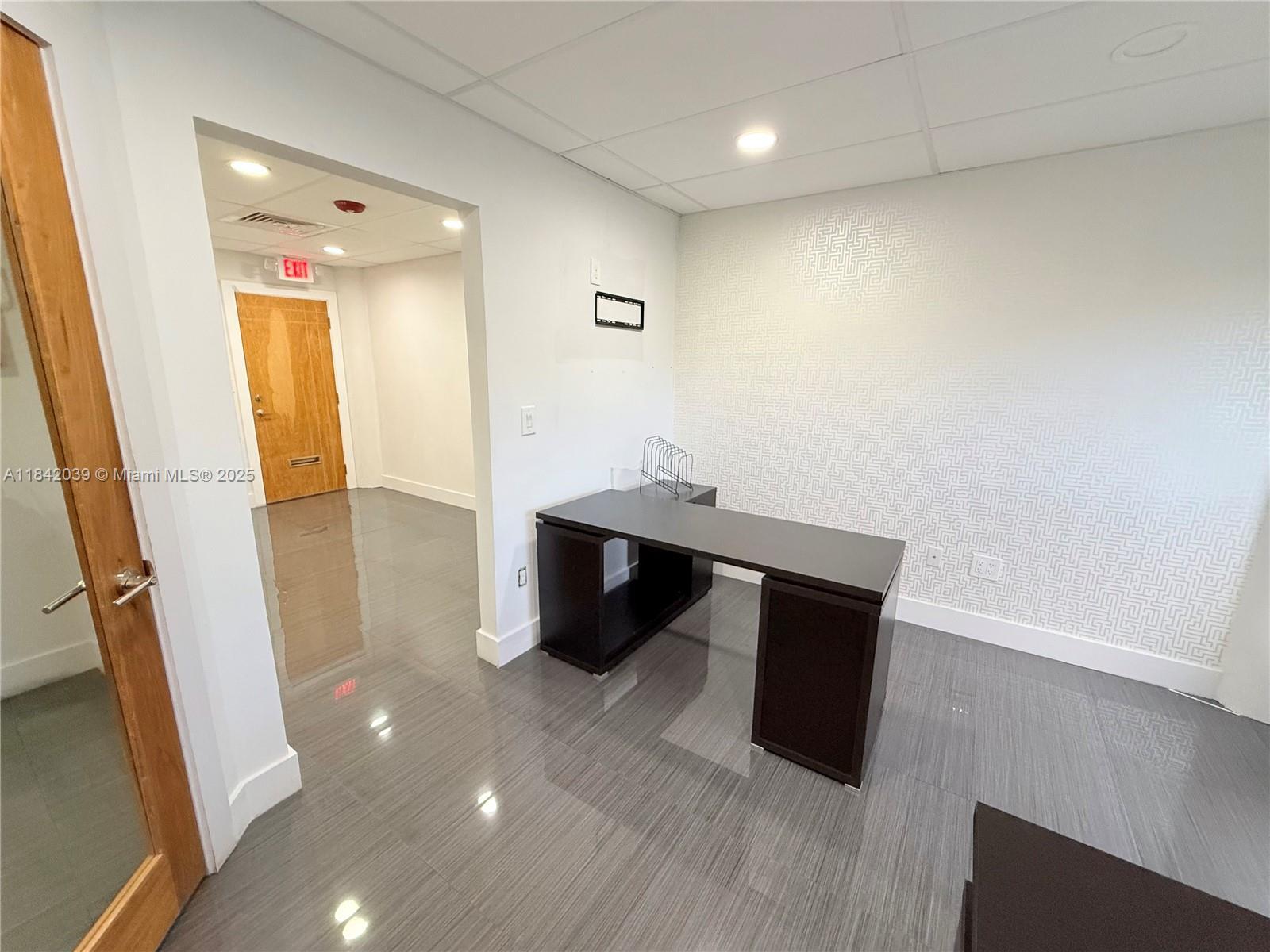 9600 NW 25th St # 2D, Doral FL 33172 photo 4