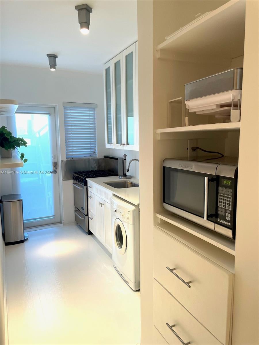 1616 Euclid Ave # 14, Miami Beach FL 33139 photo 5