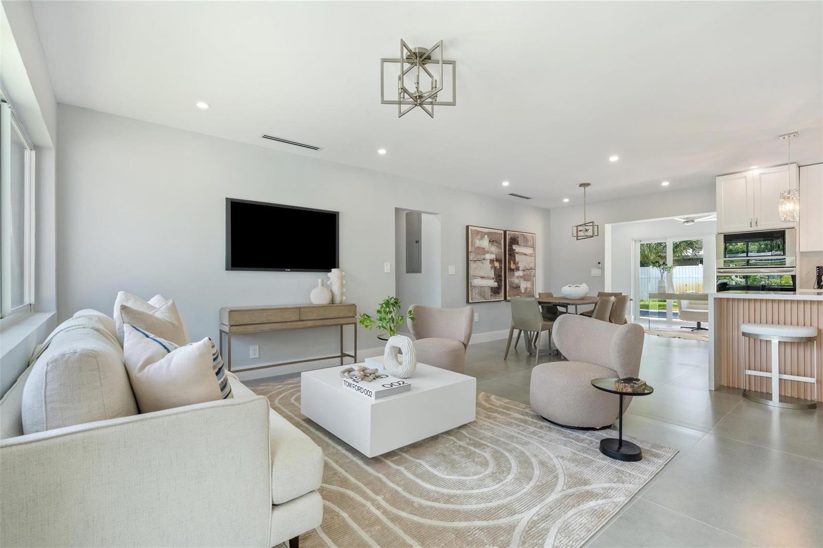 324 NE 28th Street, Wilton Manors FL 33334