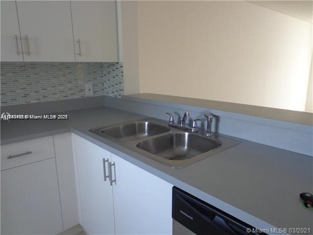 5200 NW 31st Ave # 214, Fort Lauderdale FL 33309 photo 2