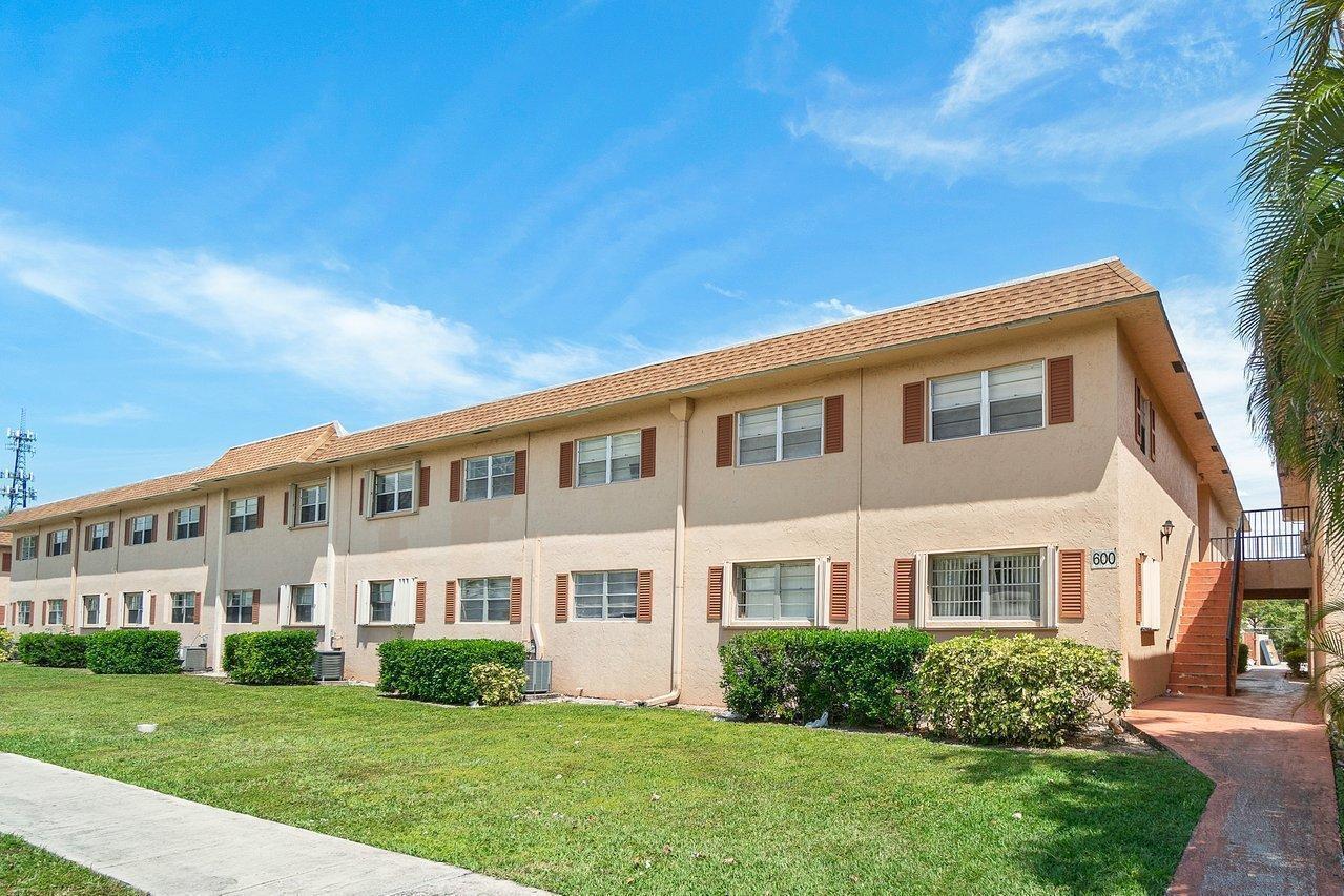 600 SW 2nd 2390 Avenue # 2390, Boca Raton FL 33432 photo 4