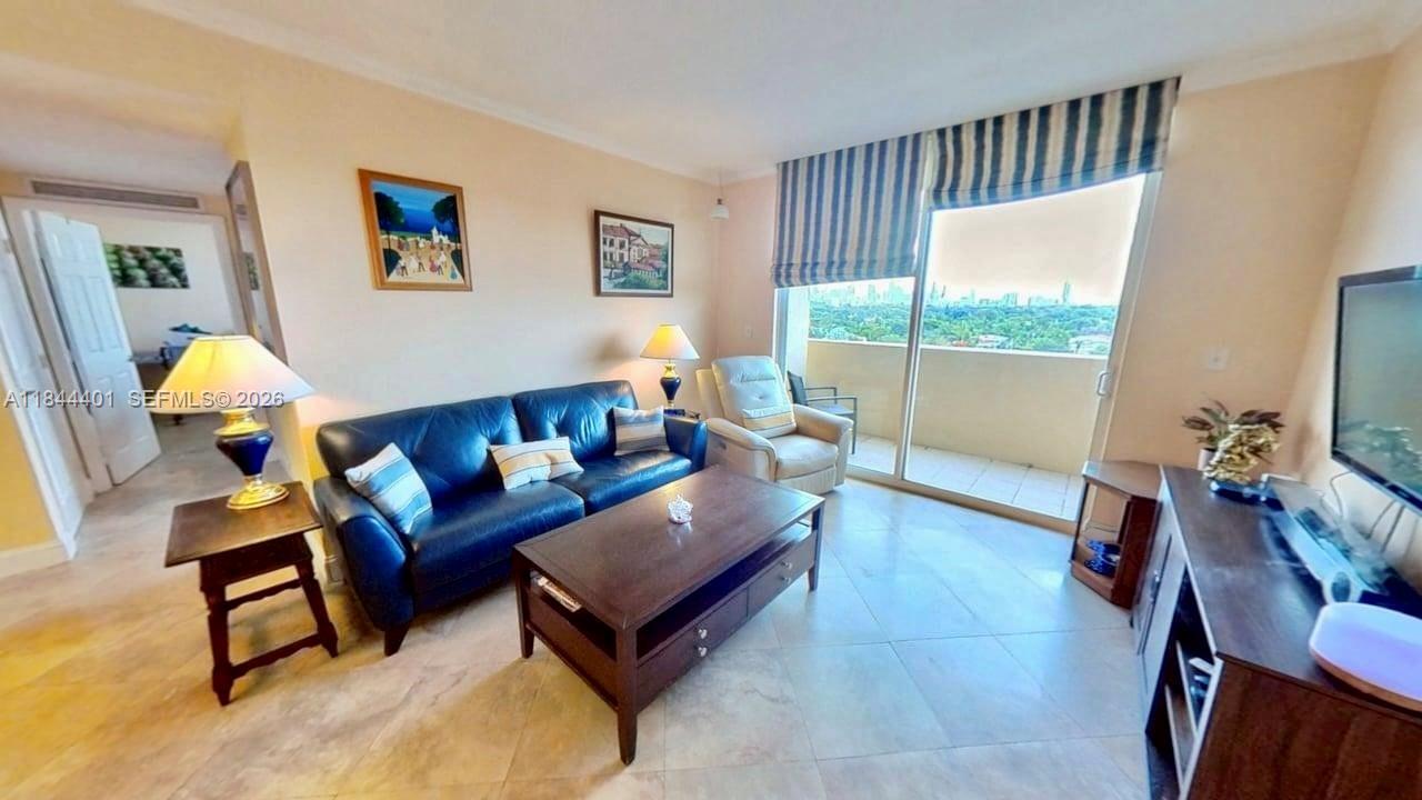 2425 SW 27th Ave # 701, Miami FL 33145 photo 4
