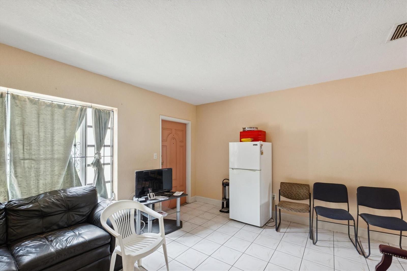 13370 NE 5th Avenue, North Miami FL 33161 photo 5