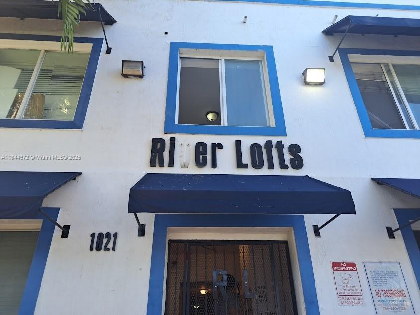 1021 NW 3rd St # 302, Miami FL 33128