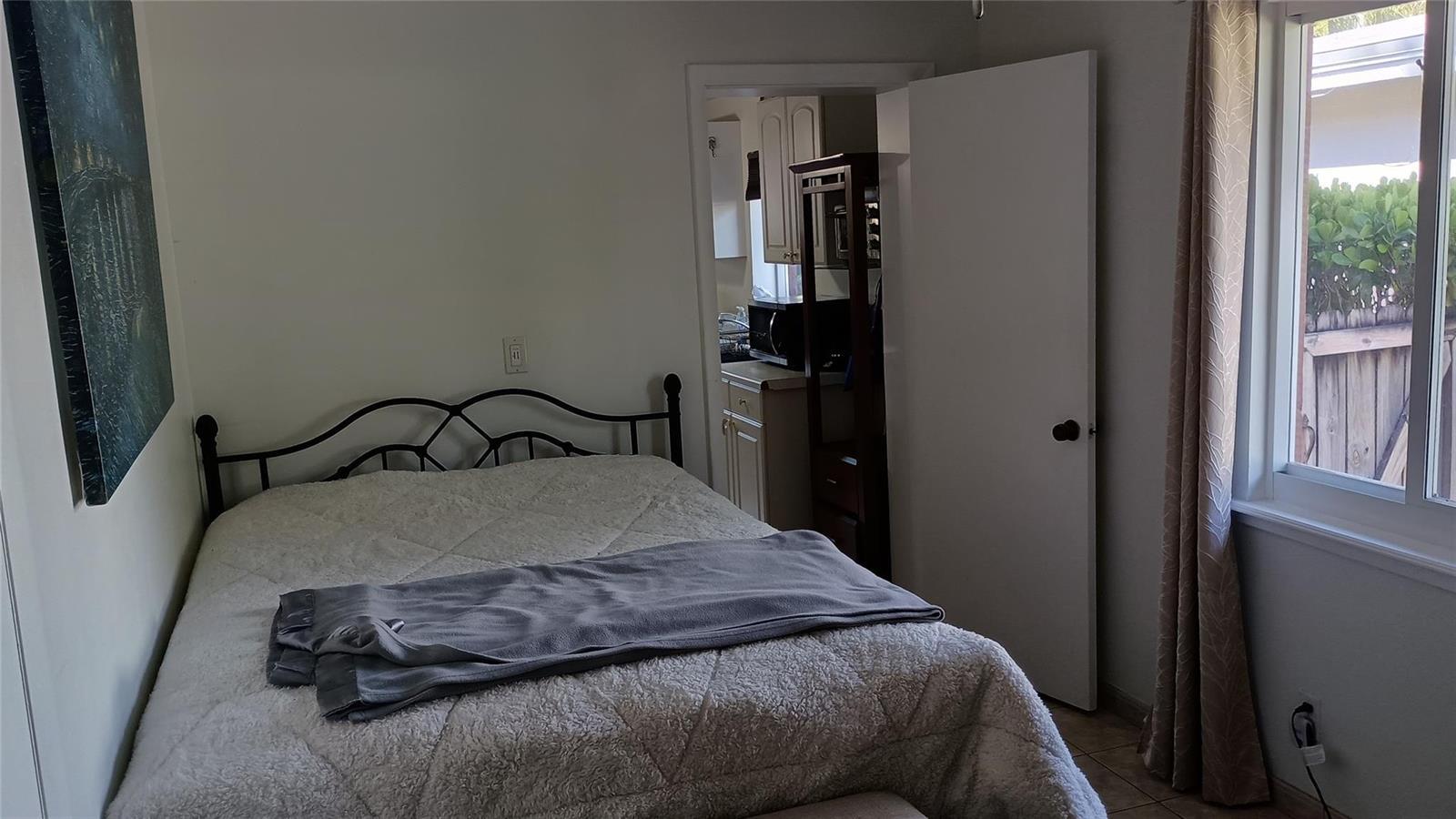 803 NE 21st Drive, Fort Lauderdale FL 33305 photo 3