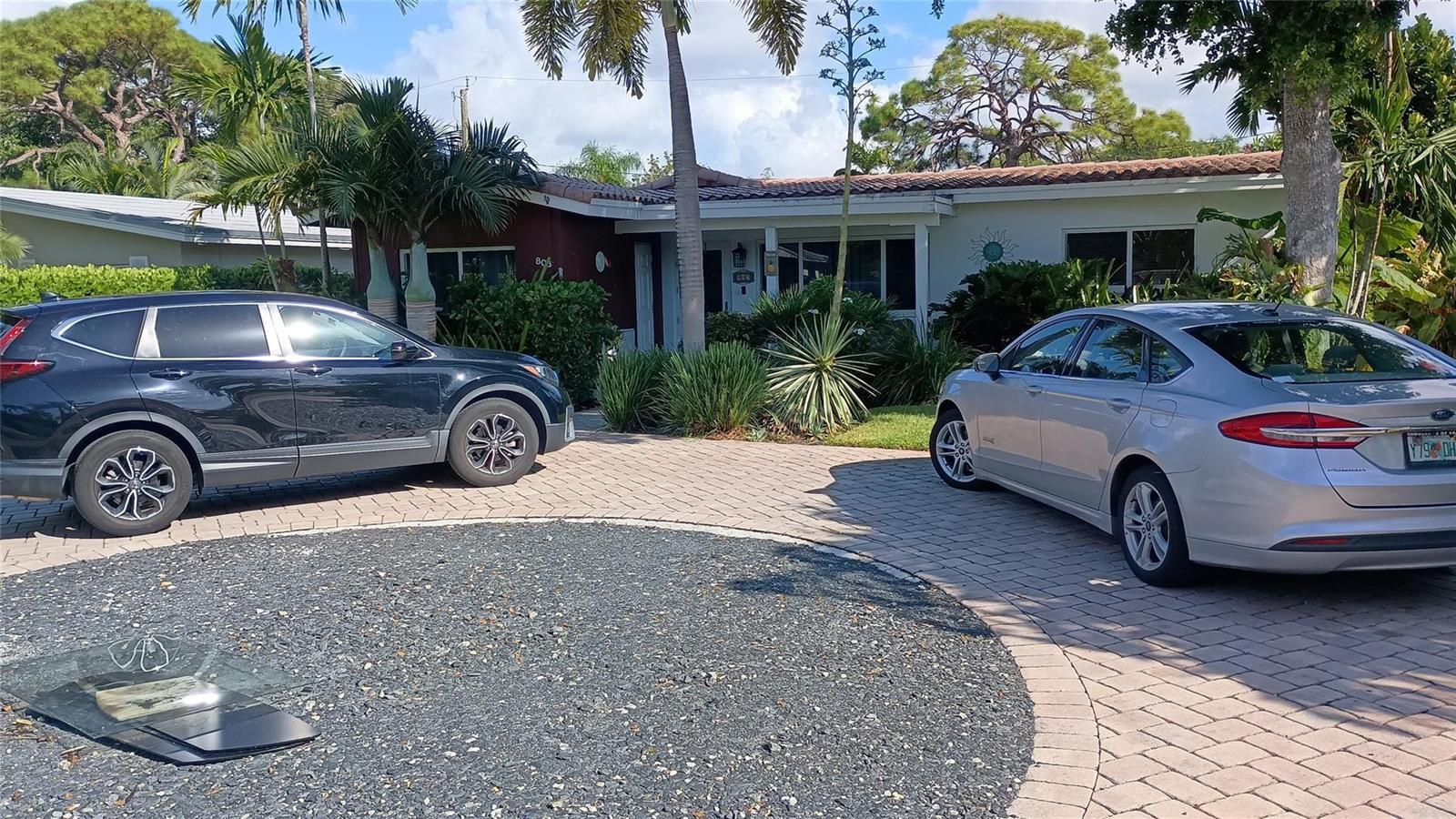 803 NE 21st Drive, Fort Lauderdale FL 33305 photo 5