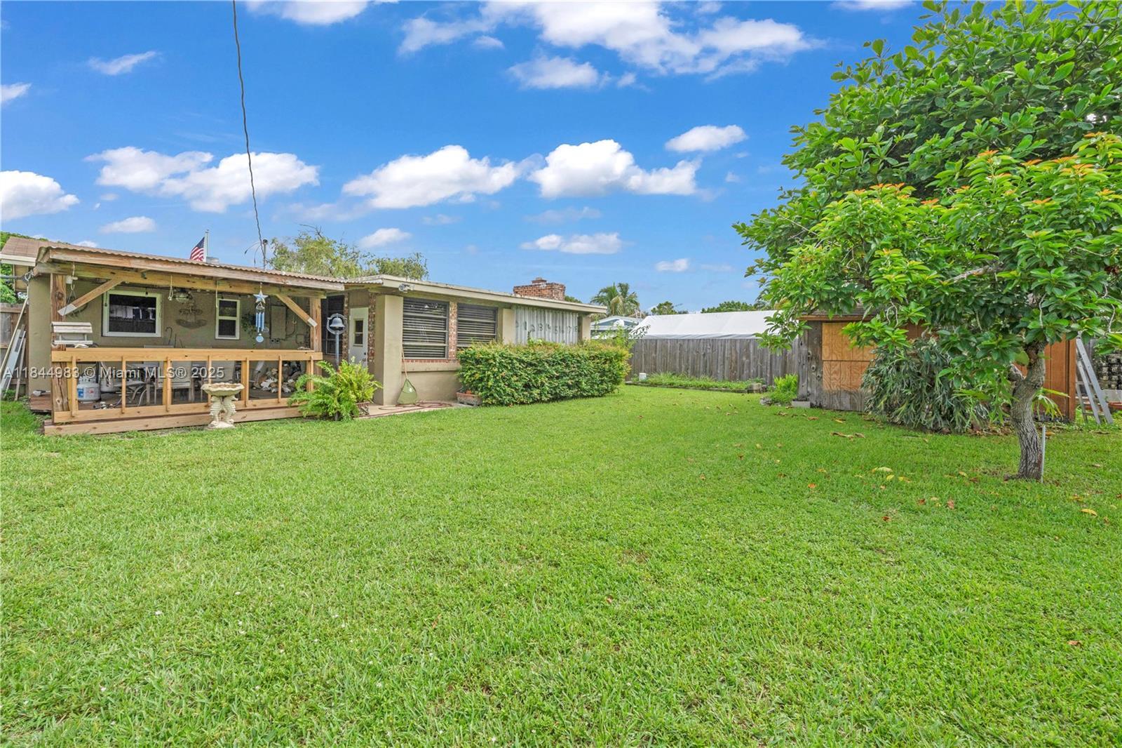 9880 Jamaica Dr, Cutler Bay FL 33189 photo 3