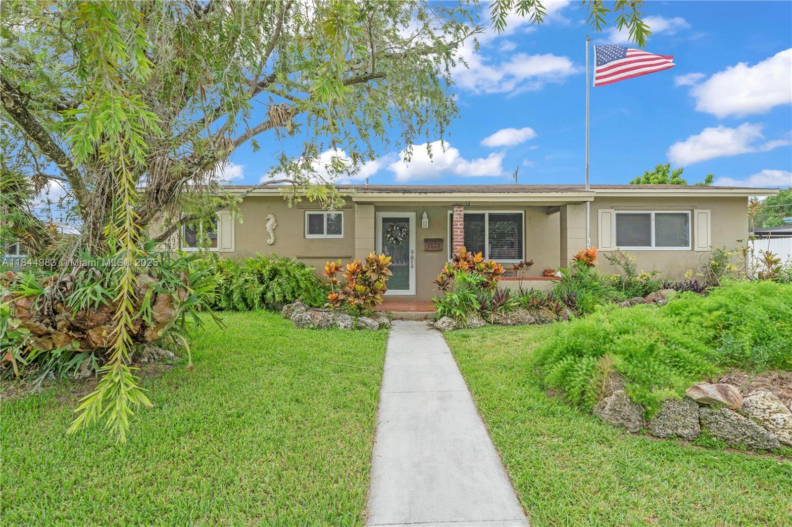 9880 Jamaica Dr, Cutler Bay FL 33189 photo 5