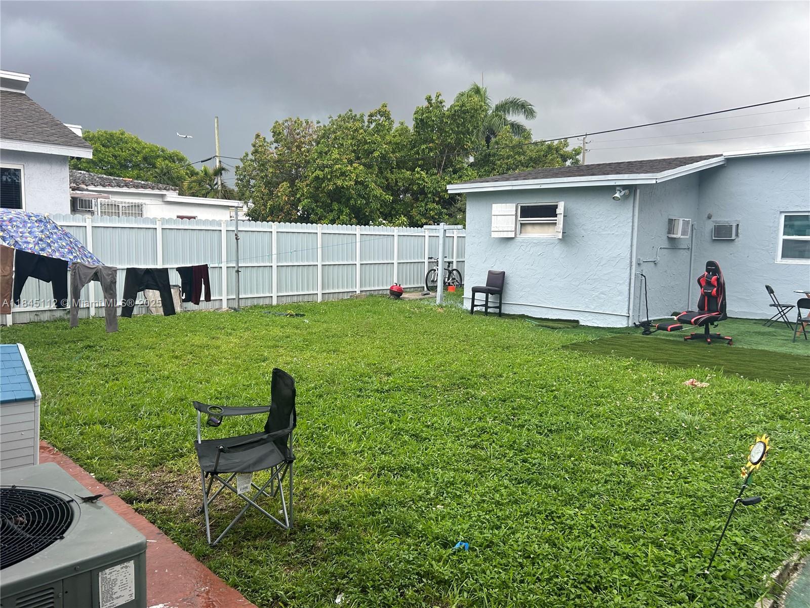 2708 NW 22nd Ct, Miami FL 33142 photo 5