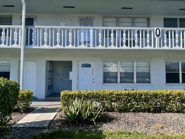336 Northampton Q, West Palm Beach FL 33417 photo 2