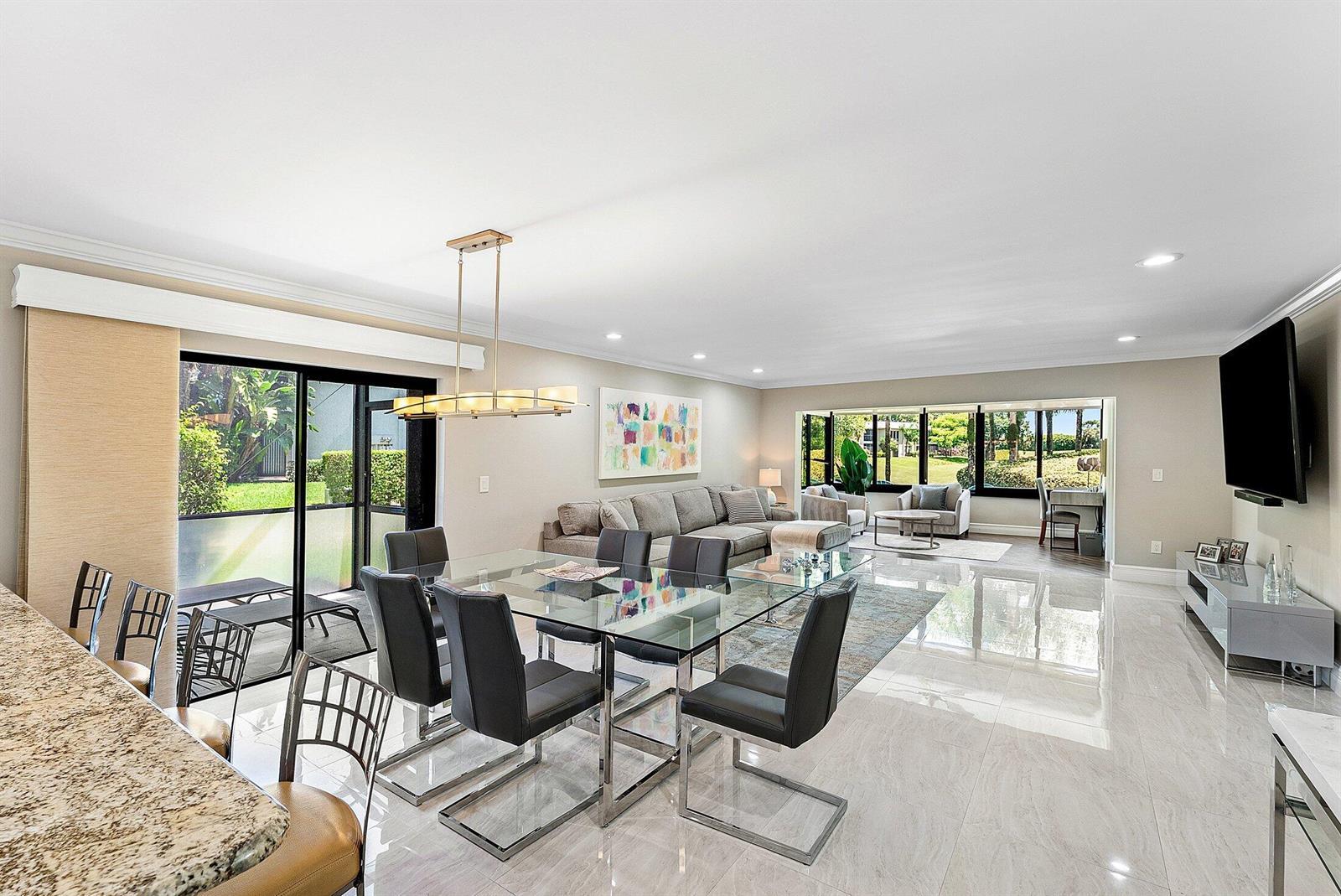 18 Westgate Lane # A, Boynton Beach FL 33436 photo 2
