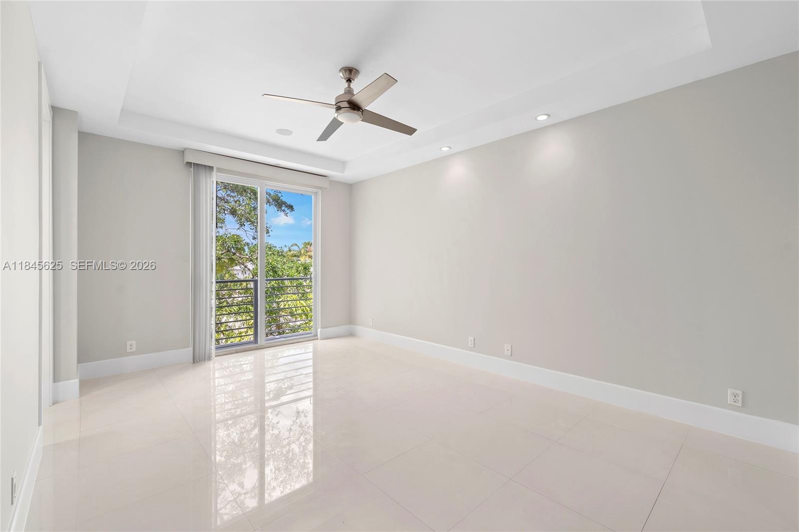 811 SE 12th Ct, Fort Lauderdale FL 33316 photo 5