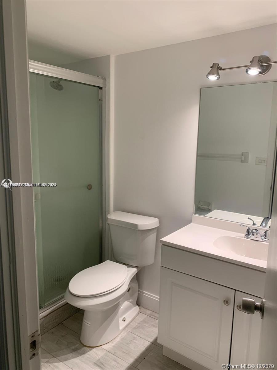 Hialeah, FL 33014 photo 4