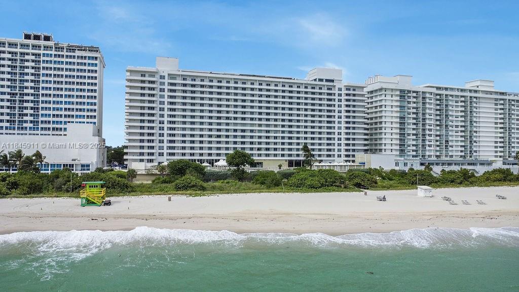 5555 Collins Ave # 4W, Miami Beach FL 33140 photo 2