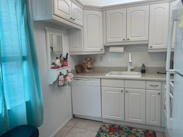 137 Flanders C, Delray Beach FL 33484 photo 3