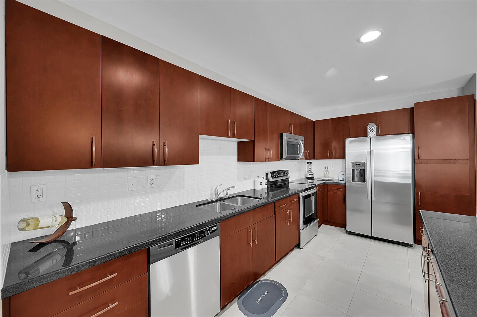 300 S Australian Avenue # 1119, West Palm Beach FL 33401 photo 4