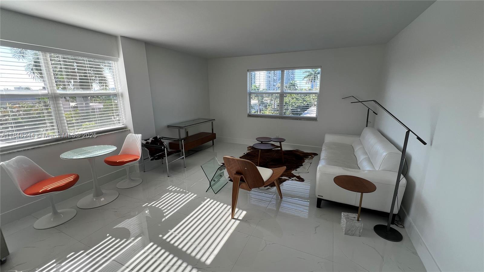 619 Orton Ave # 405, Fort Lauderdale FL 33304 photo 2